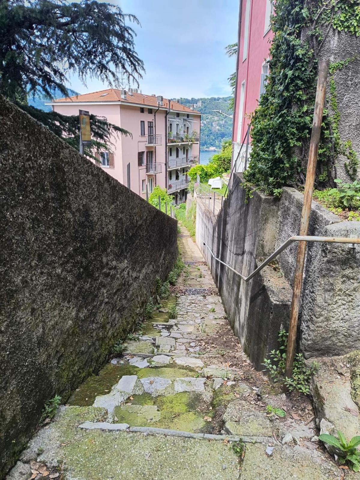 150 Steps To Heaven - By Myhomeincomo Exterior foto